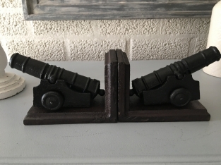 Set of Bookends - The Cannons - Black - Cast iron